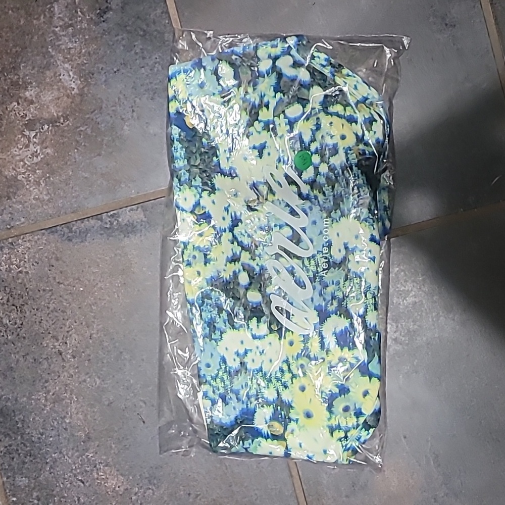 NWT Aerie 3D Offline Floral Sports Bra Size XL - Picture 5 of 5